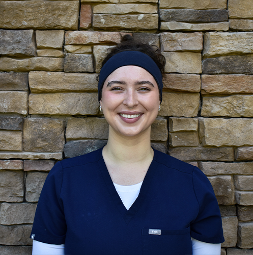 Dental assistant Ashlyn